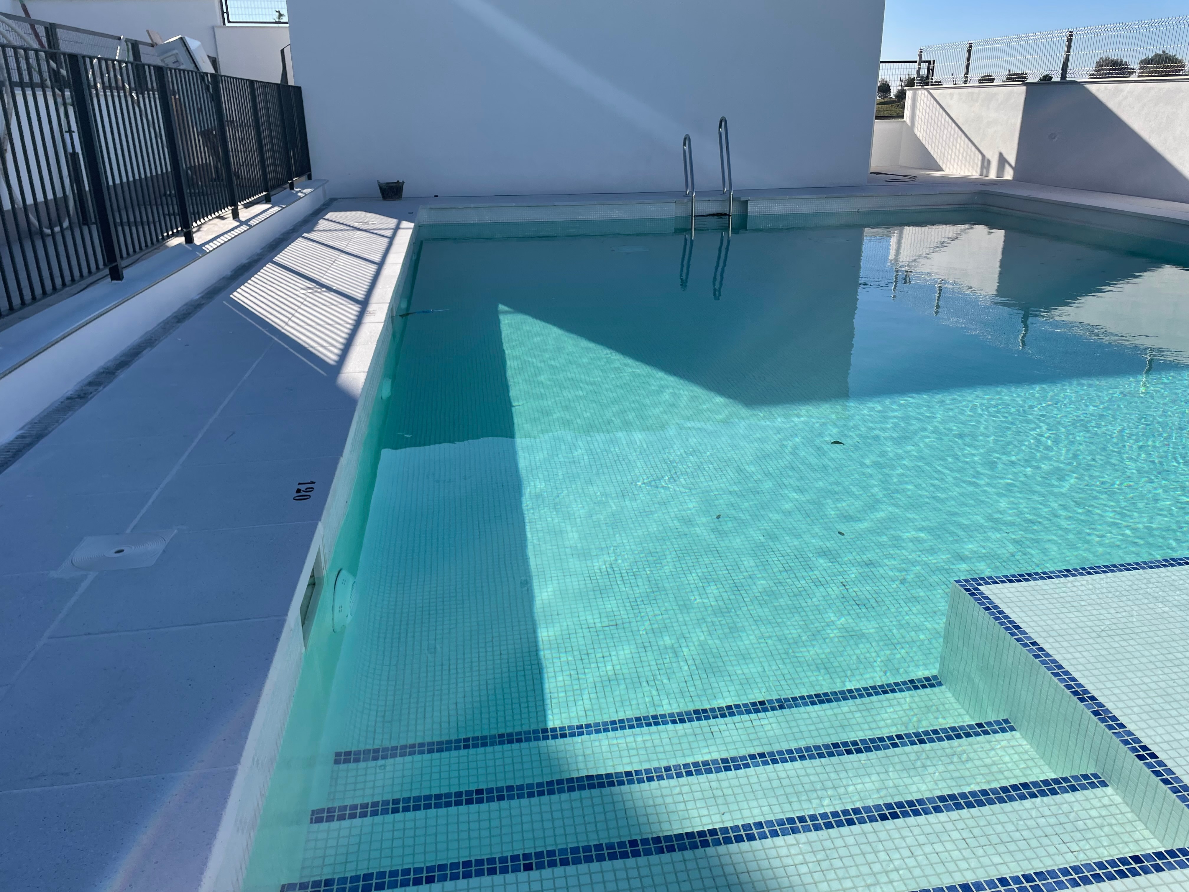 Proyecto Piscina Comunitaria Mirabueno II